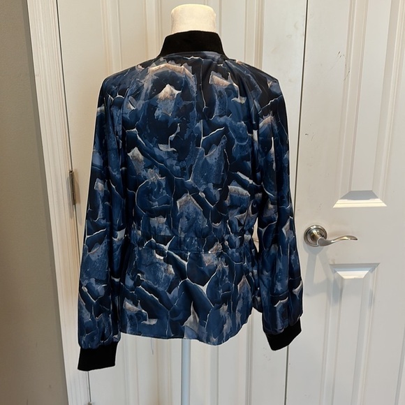 Chico’s Printed Bomber Jacket, Size 4 (Chico’s Size 0) - Picture 8 of 14